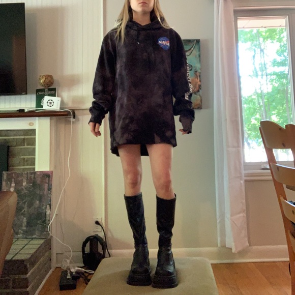 NASA Grey Oversized Hoodie - Picture 2 of 7